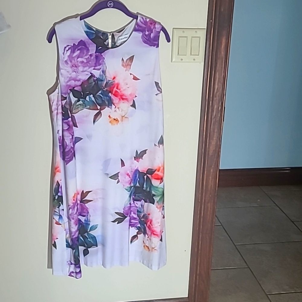 Calvin Klien flowered sleeveless dress - size 14